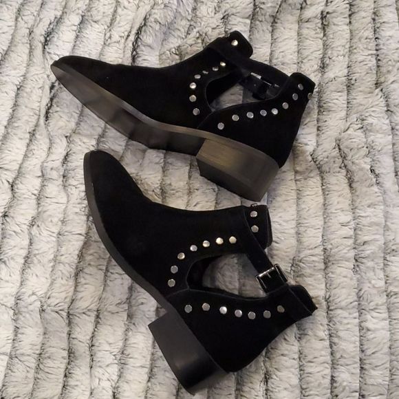Carlos by Carlos Santana Blake studded booties - Picture 2 of 8